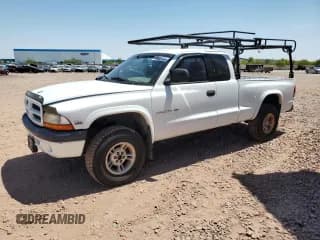 ✅ 1999 Dodge Dakota SLT • VIN: 1B7GG22Y7XS121079 • Lot: 60632755. Wystawiony na Copart z przebiegiem 319 198 mil. Bezpłatny archiwum sprzedaży aukcyjnych z USA i szczegółowy raport historii pojazdu na DreamBid. Zdjęcie 1.