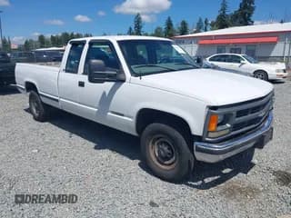 ✅ 1998 Chevrolet Silverado 2500 • VIN: 1GCGC29R7WE152310 • Lot: 42662793. Wystawiony na IAAI z przebiegiem 215 473 mil. Bezpłatny archiwum sprzedaży aukcyjnych z USA i szczegółowy raport historii pojazdu na DreamBid. Zdjęcie 1.