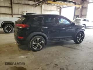 2016 Hyundai Tucson Sport z VIN KM8J33A24GU129239, wystawiony jako Copart lot #68164685 z przebiegiem 143 836 mil mil oraz Szkoda całkowita • Salvage title. Historia ofert i sprzedaży dostępna na DreamBid. Obrazek 3.