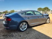 ✅ 2019 Audi A5 Sportback Premium • VIN: WAUANCF55KA063065 • Lot: 86146515. Wystawiony na Copart z przebiegiem 65 310 mil. Bezpłatny archiwum sprzedaży aukcyjnych z USA i szczegółowy raport historii pojazdu na DreamBid. Zdjęcie 3.