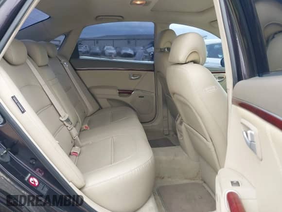 2006 Hyundai Azera SE с VIN KMHFC46F06A043823, выставлен на аукционе IAAI как лот 43412399 с пробегом 164 291 миль миль и . История ставок и продаж доступна на DreamBid. Изображение 8.