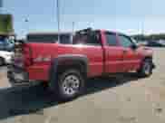 ✅ 2006 Chevrolet Silverado 1500 LS • VIN: 2GCEK19B261101225 • Lot: 70333244. Wystawiony na Copart z przebiegiem 214 034 mil mil. Skorzystaj z bezpłatnego archiwum sprzedaży aukcyjnych z USA i zobacz szczegółowy raport historii pojazdu na DreamBid. Zdjęcie 3.