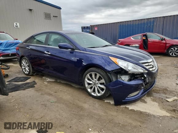 ✅ 2012 Hyundai Sonata SE • VIN: 5NPEC4AB3CH407757 • Lot: 85852955. Listed on Copart with 46,526 mi. Free auction sales archive from the USA and detailed vehicle history report at DreamBid. Image 4.