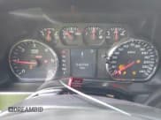 ✅ 2015 Chevrolet Silverado 2500HD Work Truck • VIN: 1GC0CUEG0FZ105243 • Lot: 41379638. Wystawiony na IAAI z przebiegiem 206 104 mil. Bezpłatny archiwum sprzedaży aukcyjnych z USA i szczegółowy raport historii pojazdu na DreamBid. Zdjęcie 7.