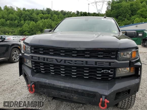 ✅ 2020 Chevrolet Silverado 1500 Custom • VIN: 1GCRYBEKXLZ364657 • Lot: 57580125. Listed on Copart with 63,185 mi. Free auction sales archive from the USA and detailed vehicle history report at DreamBid. Image 5.