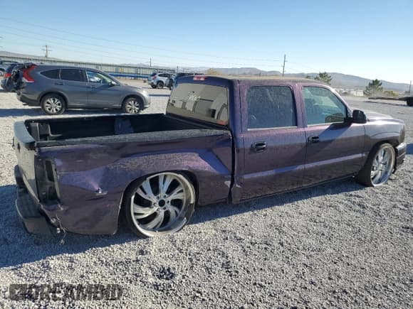 ✅ 2005 Chevrolet Silverado 1500 • VIN: 2GCFC13T251325270 • Лот: 75061414. Опубликован ранее на Copart с пробегом Не указан. Бесплатный доступ к архиву аукционных продаж из США и подробный отчёт об истории автомобиля на DreamBid. Изображение 3.