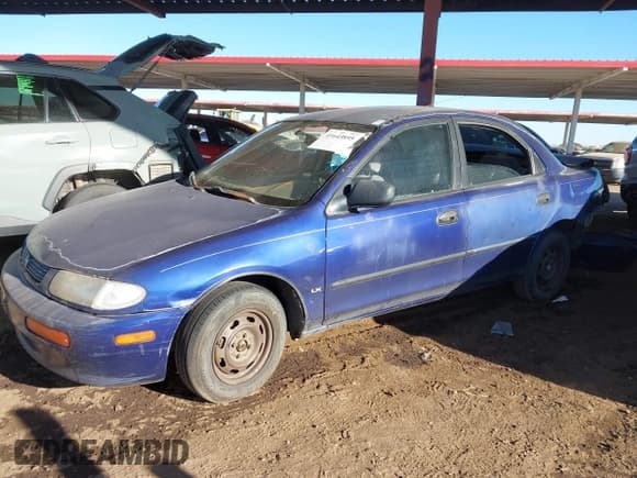 ✅ 1995 Mazda Protege • VIN: JM1BA1418S0159401 • Лот: 41643895. Опубликован ранее на IAAI с пробегом 191 301 миль. Бесплатный доступ к архиву аукционных продаж из США и подробный отчёт об истории автомобиля на DreamBid. Изображение 18.