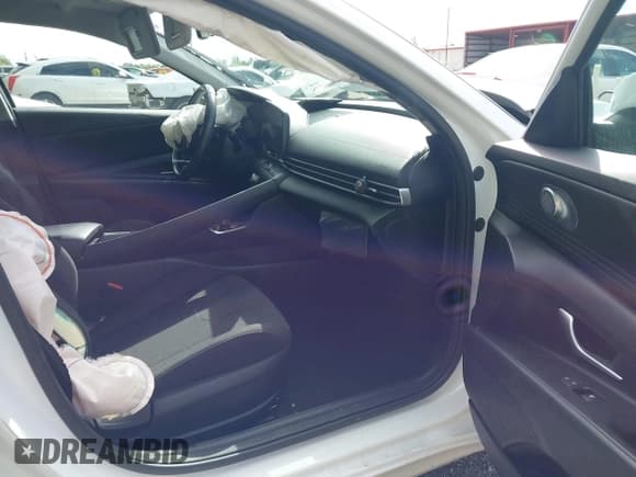 ✅ 2023 Hyundai Elantra SEL • VIN: 5NPLS4AG3PH092213 • Лот: 43492536. Опубликован ранее на IAAI с пробегом 63 830 миль. Бесплатный доступ к архиву аукционных продаж из США и подробный отчёт об истории автомобиля на DreamBid. Изображение 5.