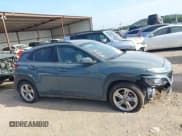 ✅ 2022 Hyundai Kona SEL • VIN: KM8K62AB8NU890469 • Lot: 42691887. Wystawiony na IAAI z przebiegiem 47 605 mil. Bezpłatny archiwum sprzedaży aukcyjnych z USA i szczegółowy raport historii pojazdu na DreamBid. Zdjęcie 13.
