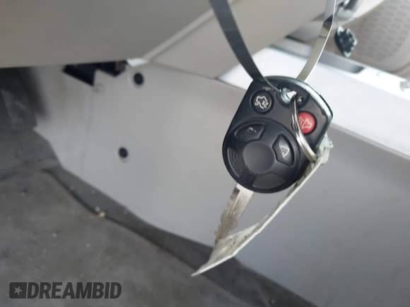 2010 Mercury Mariner Premier с VIN 4M2CN9HG3AKJ08715, выставлен на аукционе IAAI как лот 43390072 с пробегом 149 781 миль миль и . История ставок и продаж доступна на DreamBid. Изображение 11.