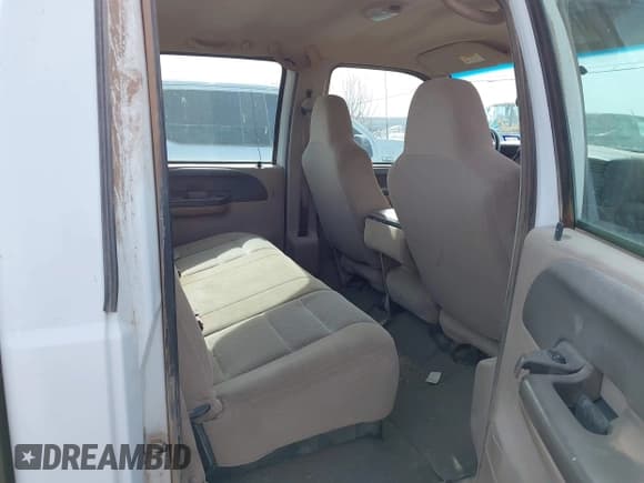 ✅ 2002 Ford F-250 XL • VIN: 1FTNW20L02EB66616 • Lot: 42254800. Listed on IAAI with 219,935 mi. Free auction sales archive from the USA and detailed vehicle history report at DreamBid. Image 8.