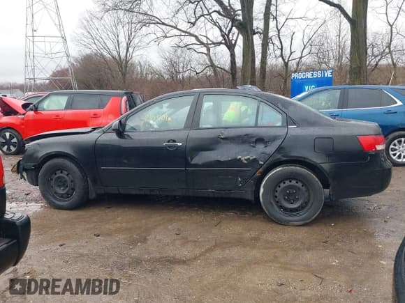 ✅ 2008 Hyundai Sonata GLS • VIN: 5NPET46C28H360892 • Лот: 41219450. Опубликован ранее на IAAI с пробегом 210 409 миль. Бесплатный доступ к архиву аукционных продаж из США и подробный отчёт об истории автомобиля на DreamBid. Изображение 15.