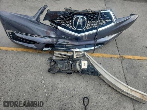 ✅ 2018 Acura MDX Technology • VIN: 5J8YD4H51JL001464 • Лот: 94544035. Опубликован ранее на Copart с пробегом 46 029 миль. Бесплатный доступ к архиву аукционных продаж из США и подробный отчёт об истории автомобиля на DreamBid. Изображение 13.