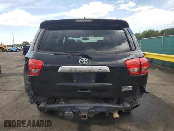 ✅ 2011 Toyota Sequoia Limited • VIN: 5TDJY5G13BS044843 • Lot: 59285055. Listed on Copart with 150,248 mi. Free auction sales archive from the USA and detailed vehicle history report at DreamBid. Image 6.