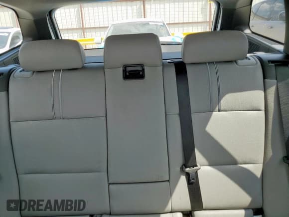 ✅ 2004 BMW X3 2.5i • VIN: WBXPA73464WB22339 • Lot: 80909835. Listed on Copart with 114,328 mi. Free auction sales archive from the USA and detailed vehicle history report at DreamBid. Image 10.