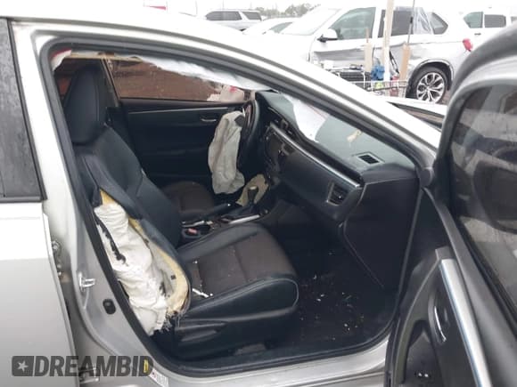 ✅ 2015 Toyota Corolla L • VIN: 5YFBURHE4FP208141 • Lot: 43273826. Listed on IAAI with 120,499 mi. Free auction sales archive from the USA and detailed vehicle history report at DreamBid. Image 5.