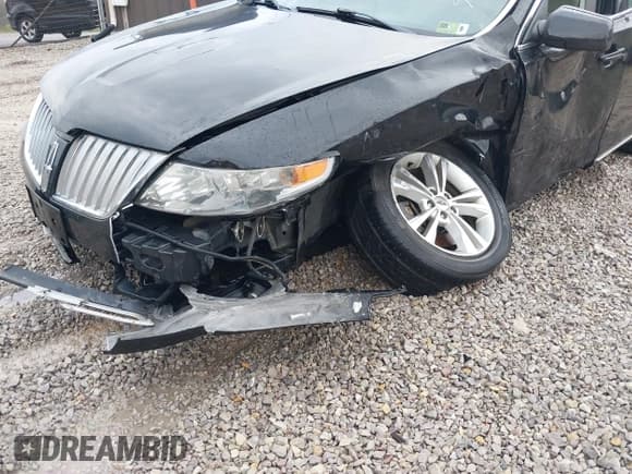 ✅ 2009 Lincoln MKS • VIN: 1LNHM93R89G622707 • Lot: 43283991. Listed on IAAI with 226,393 mi. Free auction sales archive from the USA and detailed vehicle history report at DreamBid. Image 6.