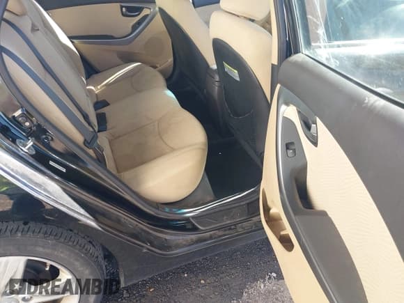 ✅ 2013 Hyundai Elantra GLS • VIN: KMHDH4AE9DU644005 • Lot: 43393734. Listed on IAAI with 113,127 mi. Free auction sales archive from the USA and detailed vehicle history report at DreamBid. Image 8.