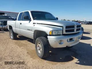 ✅ 2001 Dodge 1500 • VIN: 3B7HF13Z51G750296 • Lot: 43566976. Wystawiony na IAAI z przebiegiem Nie podano. Bezpłatny archiwum sprzedaży aukcyjnych z USA i szczegółowy raport historii pojazdu na DreamBid. Zdjęcie 1.