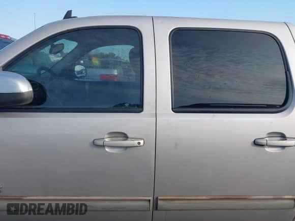 ✅ 2008 GMC Sierra 1500 SLE1 • VIN: 2GTEC13J781171948 • Lot: 43498929. Wystawiony na IAAI z przebiegiem 261 843 mil. Bezpłatny archiwum sprzedaży aukcyjnych z USA i szczegółowy raport historii pojazdu na DreamBid. Zdjęcie 14.