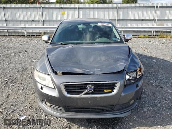 ✅ 2009 Volvo S40 R-Design • VIN: YV1MS672292450847 • Lot: 72077544. Listed on Copart with 173,349 mi. Free auction sales archive from the USA and detailed vehicle history report at DreamBid. Image 5.