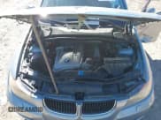 ✅ 2006 BMW 3 Series 325i • VIN: WBAVB13576KX48364 • Лот: 43425180. Опубликован ранее на IAAI с пробегом 183 031 миль. Бесплатный доступ к архиву аукционных продаж из США и подробный отчёт об истории автомобиля на DreamBid. Изображение 10.