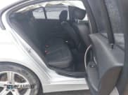 ✅ 2015 BMW 3 Series 320i xDrive • VIN: WBA3C3G57FNS74652 • Lot: 41723695. Wystawiony na IAAI z przebiegiem 146 919 mil. Bezpłatny archiwum sprzedaży aukcyjnych z USA i szczegółowy raport historii pojazdu na DreamBid. Zdjęcie 8.