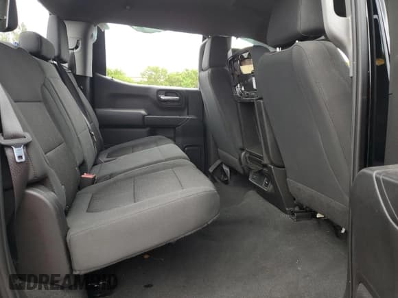 ✅ 2021 Chevrolet Silverado 1500 Custom Trail Boss • VIN: 3GCPYCEL7MG483113 • Lot: 60549075. Wystawiony na Copart z przebiegiem Nie podano. Bezpłatny archiwum sprzedaży aukcyjnych z USA i szczegółowy raport historii pojazdu na DreamBid. Zdjęcie 10.