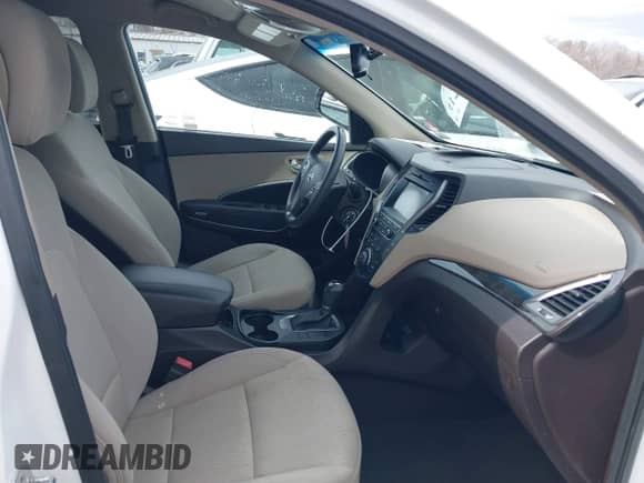 2017 Hyundai Santa Fe 2.4L с VIN 5NMZUDLB2HH009777, выставлен на аукционе IAAI как лот 41705149 с пробегом 116 176 миль миль и . История ставок и продаж доступна на DreamBid. Изображение 5.