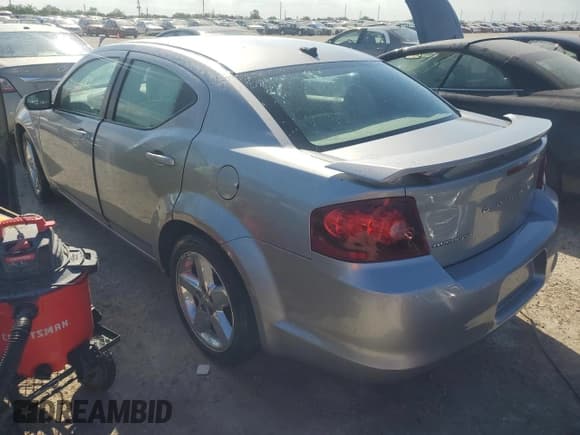 ✅ 2013 Dodge Avenger SXT • VIN: 1C3CDZCB9DN690752 • Лот: 80374594. Опубликован ранее на Copart с пробегом 127 734 миль. Бесплатный доступ к архиву аукционных продаж из США и подробный отчёт об истории автомобиля на DreamBid. Изображение 2.