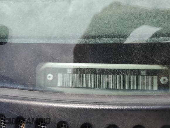 ✅ 2005 GMC Sierra 2500HD SLT • VIN: 1GTHK29U75E233074 • Lot: 60477565. Listed on Copart with 258,236 mi. Free auction sales archive from the USA and detailed vehicle history report at DreamBid. Image 13.