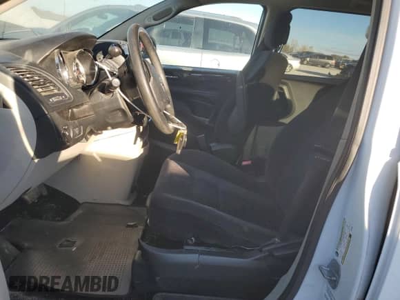 2014 Dodge Grand Caravan SE with VIN 2C4RDGBG8ER246029, listed as a Copart auction lot 90804785 with 178,832 mi miles and Clean title. Bid and sale history available at DreamBid. Image 7.