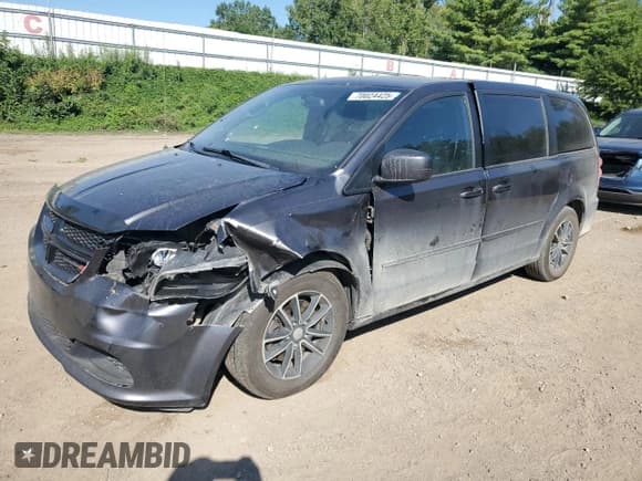 ✅ 2017 Dodge Grand Caravan SE • VIN: 2C4RDGBG6HR678655 • Lot: 70024425. Wystawiony na Copart z przebiegiem 156 601 mil. Bezpłatny archiwum sprzedaży aukcyjnych z USA i szczegółowy raport historii pojazdu na DreamBid. Zdjęcie 1.