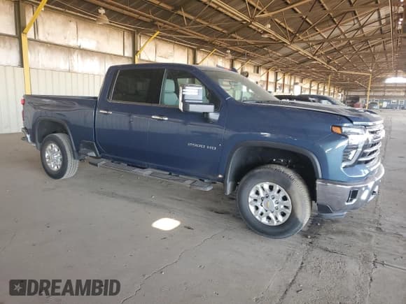 ✅ 2024 Chevrolet Silverado 1500 • VIN: 2GC4WPE74R1148801 • Лот: 91170115. Опубликован ранее на Copart с пробегом 17 885 миль. Бесплатный доступ к архиву аукционных продаж из США и подробный отчёт об истории автомобиля на DreamBid. Изображение 4.
