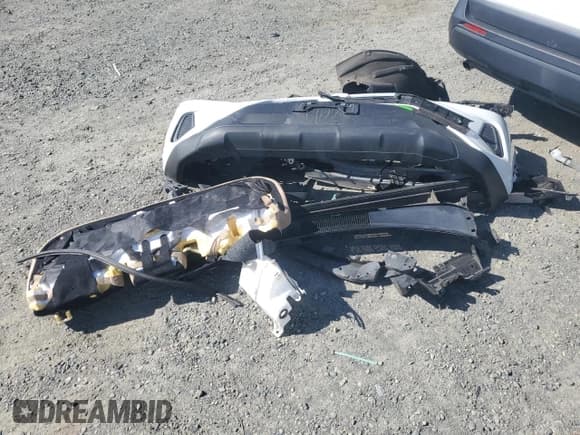 ✅ 2020 Toyota RAV4 Hybrid LE • VIN: JTMMWRFV4LD044927 • Лот: 85378295. Опубликован ранее на Copart с пробегом 113 778 миль. Бесплатный доступ к архиву аукционных продаж из США и подробный отчёт об истории автомобиля на DreamBid. Изображение 13.