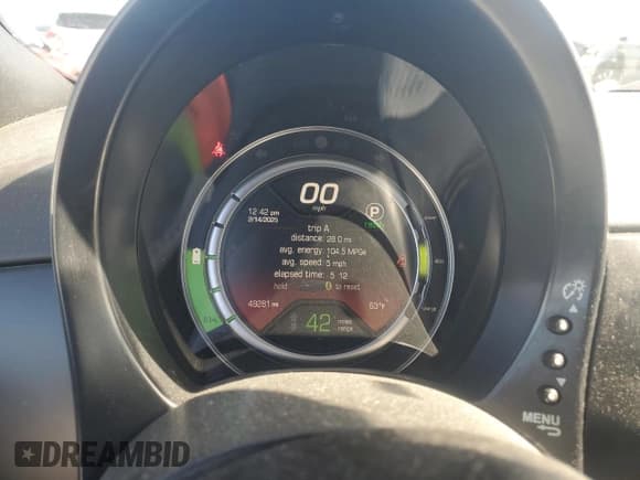 ✅ 2017 FIAT 500e • VIN: 3C3CFFGE8HT563364 • Lot: 45574865. Listed on Copart with 49,281 mi. Free auction sales archive from the USA and detailed vehicle history report at DreamBid. Image 9.