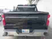 2022 Chevrolet Silverado 1500 LT z VIN 1GCPWCEDXNZ201109, wystawiony jako IAAI lot #42783919 z przebiegiem 46 769 mil mil oraz . Historia ofert i sprzedaży dostępna na DreamBid. Obrazek 17.