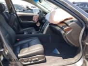 ✅ 2011 Acura RL Technology • VIN: JH4KB2F63BC000262 • Lot: 42620749. Listed on IAAI with 96,801 mi. Free auction sales archive from the USA and detailed vehicle history report at DreamBid. Image 5.