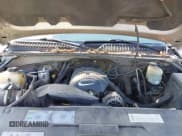 ✅ 2002 Chevrolet Silverado 2500HD LS • VIN: 1GCHK23U22F147301 • Lot: 43522784. Wystawiony na IAAI z przebiegiem 161 198 mil. Bezpłatny archiwum sprzedaży aukcyjnych z USA i szczegółowy raport historii pojazdu na DreamBid. Zdjęcie 10.