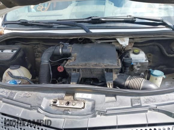 ✅ 2014 Mercedes-Benz Sprinter • VIN: WD3PE8DE4E5826875 • Lot: 42664831. Wystawiony na IAAI z przebiegiem 332 266 mil. Bezpłatny archiwum sprzedaży aukcyjnych z USA i szczegółowy raport historii pojazdu na DreamBid. Zdjęcie 10.