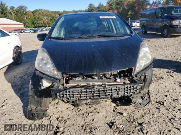 ✅ 2009 Honda Fit Sport • VIN: JHMGE87469S004058 • Лот: 86159925. Опубликован ранее на Copart с пробегом 150 721 миль. Бесплатный доступ к архиву аукционных продаж из США и подробный отчёт об истории автомобиля на DreamBid. Изображение 5.