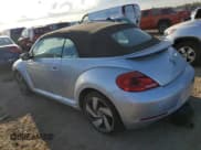 ✅ 2015 Volkswagen Beetle 1.8T w/Sound/Nav • VIN: 3VW517ATXFM802093 • Lot: 82208535. Wystawiony na Copart z przebiegiem Nie podano. Bezpłatny archiwum sprzedaży aukcyjnych z USA i szczegółowy raport historii pojazdu na DreamBid. Zdjęcie 2.