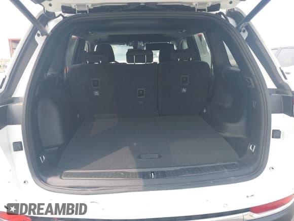 ✅ 2024 Jeep Grand Cherokee Altitude • VIN: 1C4RJHAG6RC247310 • Лот: 43149726. Опубликован ранее на IAAI с пробегом 6 220 миль. Бесплатный доступ к архиву аукционных продаж из США и подробный отчёт об истории автомобиля на DreamBid. Изображение 17.