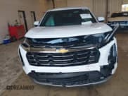 ✅ 2026 Chevrolet Equinox FWD LT • VIN: 3GNAXHEG0TL104474 • Lot: 43293298. Wystawiony na IAAI z przebiegiem 2 130 mil. Bezpłatny archiwum sprzedaży aukcyjnych z USA i szczegółowy raport historii pojazdu na DreamBid. Zdjęcie 12.