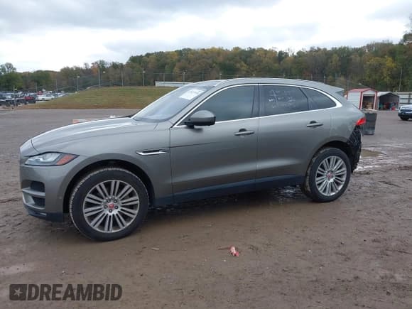 ✅ 2019 Jaguar F-Pace 30t Portfolio • VIN: SADCN2GX0KA366698 • Lot: 43527534. Listed on IAAI with 64,570 mi. Free auction sales archive from the USA and detailed vehicle history report at DreamBid. Image 15.