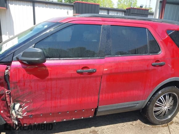 ✅ 2017 Ford Explorer • VIN: 1FM5K8BH0HGC58194 • Лот: 42144795. Опубликован ранее на IAAI с пробегом 134 205 миль. Бесплатный доступ к архиву аукционных продаж из США и подробный отчёт об истории автомобиля на DreamBid. Изображение 15.