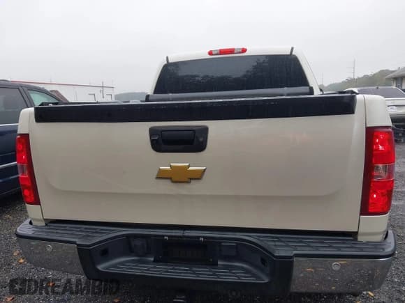 ✅ 2012 Chevrolet Silverado 1500 LTZ • VIN: 3GCPKTE79CG160698 • Lot: 43238403. Listed on IAAI with 137,266 mi. Free auction sales archive from the USA and detailed vehicle history report at DreamBid. Image 16.