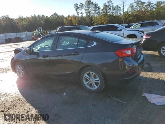 2017 Chevrolet Cruze LT с VIN 1G1BG5SEXH7266955, выставлен на аукционе Copart как лот 84588324 с пробегом 73 117 миль миль и Списание • Salvage title. История ставок и продаж доступна на DreamBid. Изображение 2.