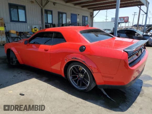 ✅ 2019 Dodge Challenger R/T Scat Pack Widebody • VIN: 2C3CDZFJ4KH627163 • Lot: 65216005. Wystawiony na Copart z przebiegiem 49 464 mil. Bezpłatny archiwum sprzedaży aukcyjnych z USA i szczegółowy raport historii pojazdu na DreamBid. Zdjęcie 2.