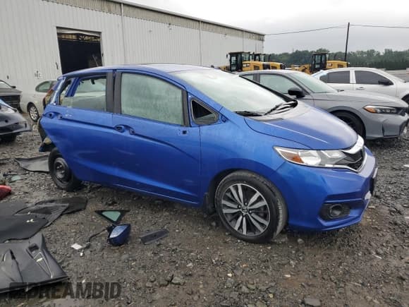 ✅ 2018 Honda Fit EX-L • VIN: 3HGGK5H06JM702320 • Лот: 66926535. Опубликован ранее на Copart с пробегом 67 999 миль. Бесплатный доступ к архиву аукционных продаж из США и подробный отчёт об истории автомобиля на DreamBid. Изображение 4.